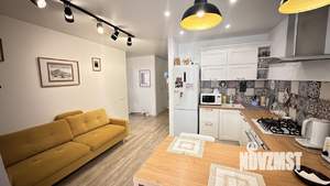 2-к квартира, вторичка, 64м2, 1/9 этаж