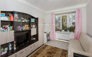 2-к квартира, вторичка, 42м2, 1/3 этаж