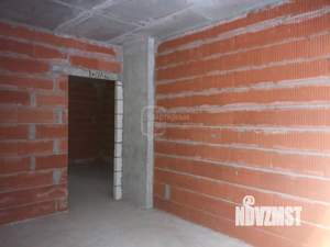 2-к квартира, вторичка, 101м2, 1/3 этаж