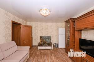 3-к квартира, вторичка, 74м2, 1/5 этаж