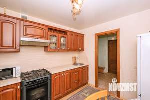 3-к квартира, вторичка, 74м2, 1/5 этаж