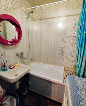 3-к квартира, вторичка, 58м2, 2/2 этаж