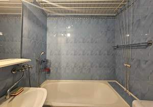 3-к квартира, вторичка, 64м2, 6/9 этаж