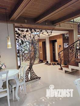 3-к квартира, вторичка, 140м2, 8/8 этаж