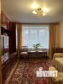 2-к квартира, вторичка, 60м2, 1/5 этаж