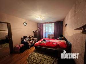 3-к квартира, вторичка, 90м2, 1/6 этаж