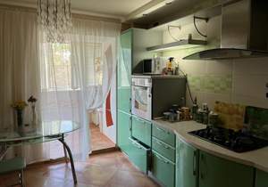 2-к квартира, вторичка, 70м2, 1/5 этаж