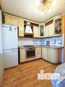 2-к квартира, вторичка, 54м2, 1/5 этаж