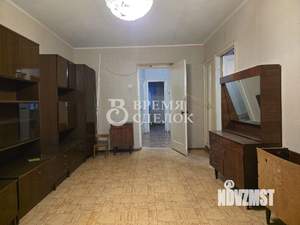 3-к квартира, вторичка, 61м2, 1/5 этаж