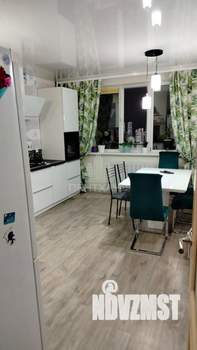 3-к квартира, вторичка, 99м2, 10/18 этаж