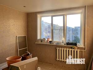 3-к квартира, вторичка, 64м2, 9/9 этаж