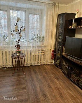 1-к квартира, вторичка, 42м2, 1/10 этаж