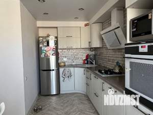 3-к квартира, вторичка, 74м2, 6/6 этаж