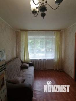 2-к квартира, вторичка, 42м2, 1/4 этаж