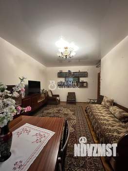 2-к квартира, вторичка, 60м2, 1/5 этаж