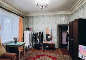 3-к квартира, вторичка, 74м2, 1/2 этаж