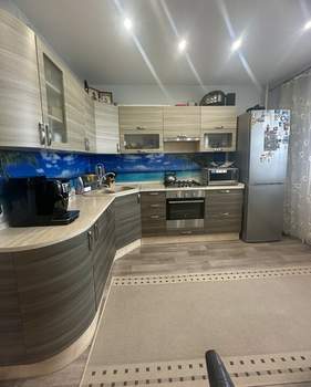 2-к квартира, вторичка, 63м2, 16/17 этаж
