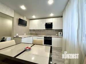 2-к квартира, вторичка, 63м2, 11/17 этаж