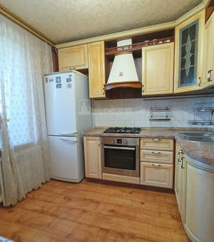2-к квартира, вторичка, 54м2, 1/5 этаж