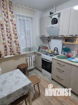 2-к квартира, вторичка, 46м2, 3/5 этаж