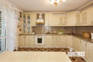 2-к квартира, вторичка, 74м2, 9/10 этаж