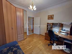 3-к квартира, вторичка, 77м2, 3/3 этаж