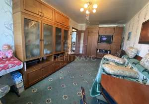 3-к квартира, вторичка, 62м2, 3/5 этаж