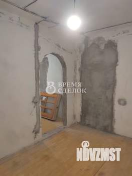 2-к квартира, вторичка, 61м2, 1/6 этаж