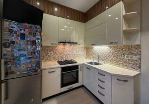 3-к квартира, вторичка, 74м2, 2/4 этаж