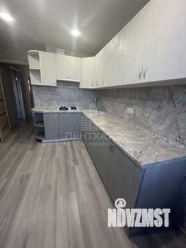 2-к квартира, вторичка, 56м2, 10/18 этаж