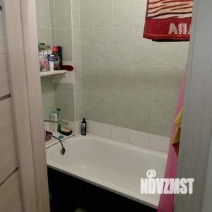 3-к квартира, вторичка, 68м2, 2/2 этаж