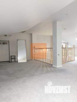 4-к квартира, вторичка, 200м2, 1/3 этаж