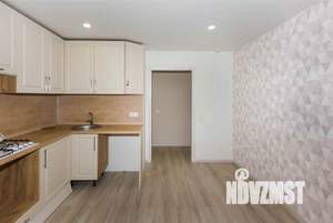 2-к квартира, вторичка, 56м2, 10/18 этаж