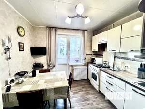 3-к квартира, вторичка, 70м2, 1/5 этаж
