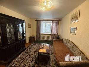 4-к квартира, вторичка, 61м2, 3/5 этаж