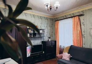 3-к квартира, вторичка, 74м2, 1/2 этаж