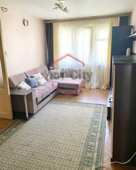 3-к квартира, вторичка, 58м2, 2/5 этаж