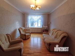 3-к квартира, вторичка, 77м2, 3/3 этаж