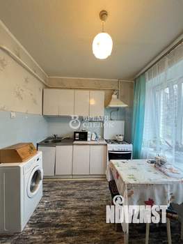 2-к квартира, вторичка, 60м2, 1/5 этаж
