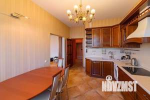 4-к квартира, вторичка, 112м2, 4/9 этаж