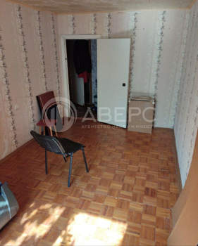 4-к квартира, вторичка, 110м2, 1/7 этаж