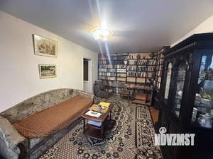 4-к квартира, вторичка, 61м2, 3/5 этаж