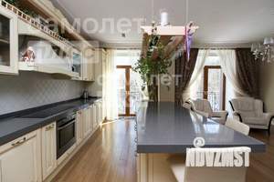 5-к квартира, вторичка, 235м2, 2/3 этаж