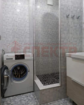 2-к квартира, вторичка, 74м2, 1/5 этаж