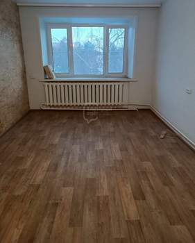 1-к квартира, вторичка, 100м2, 4/4 этаж