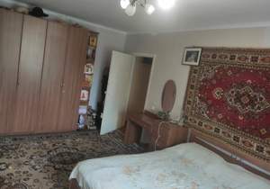 2-к квартира, вторичка, 65м2, 1/10 этаж