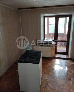 4-к квартира, вторичка, 110м2, 1/7 этаж