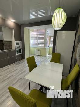 2-к квартира, вторичка, 68м2, 1/3 этаж
