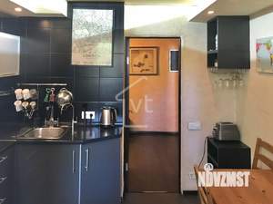 2-к квартира, вторичка, 53м2, 1/5 этаж