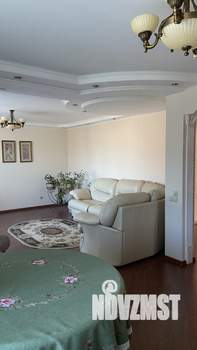 3-к квартира, вторичка, 106м2, 4/5 этаж